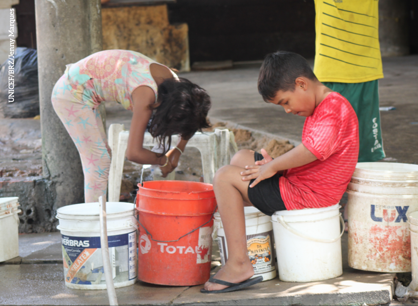 Crianças entre 1 e 4 anos de idade correspondem a maior parte das internações por doenças relacionadas a saneamento inadequado (Jenny Marques/Unicef)